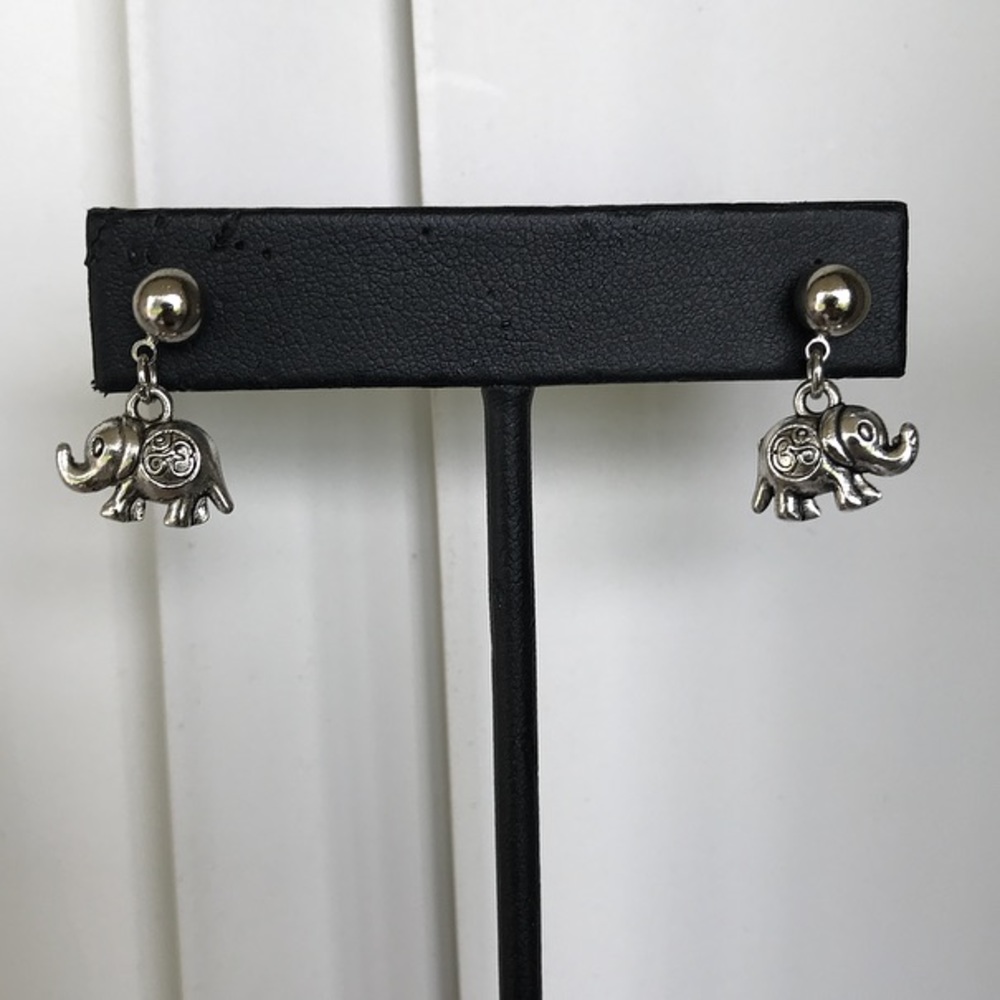๐ดSALE ! elephant om sign steel post earrings - Picture 3 of 10